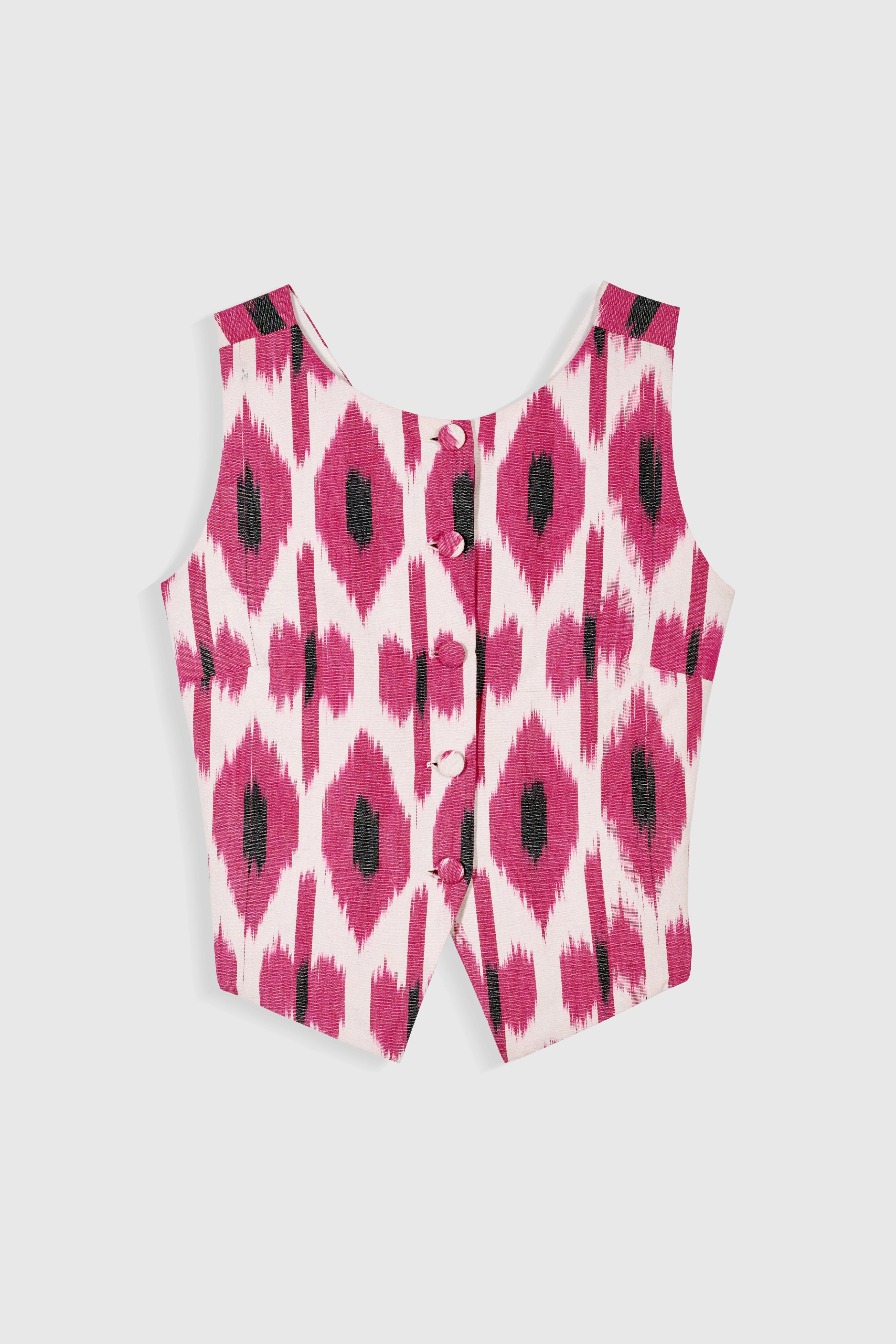 Bamboo Breeze Cami: Effortless Chic, Sustainable Style. Your Everyday Essential.